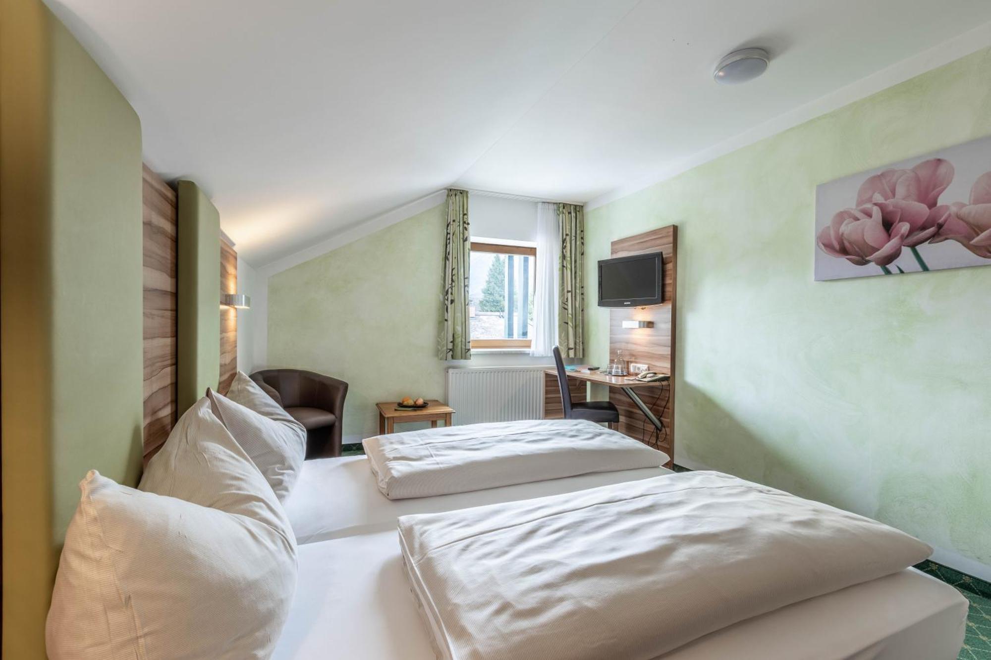 Hotel Post By Keyone Bad Mitterndorf Esterno foto